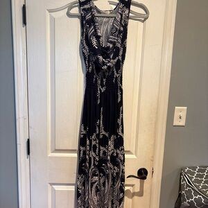 Source Unknown Navy and White Patterned Maxi Dress